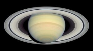 Saturn_from-front-low-angle-NASA,-ESA-and-E-Karkoschka-(University of Arizona)-public-domain