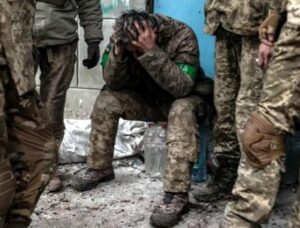 UkrainianSoldier-in-Despair