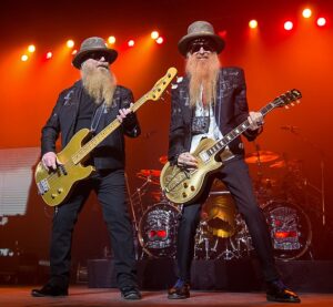 ZZ Top performing in San Antonio, Texas, 18 January 2015. Photo Ralph Arvesen, Flickr. © Creative Commons.